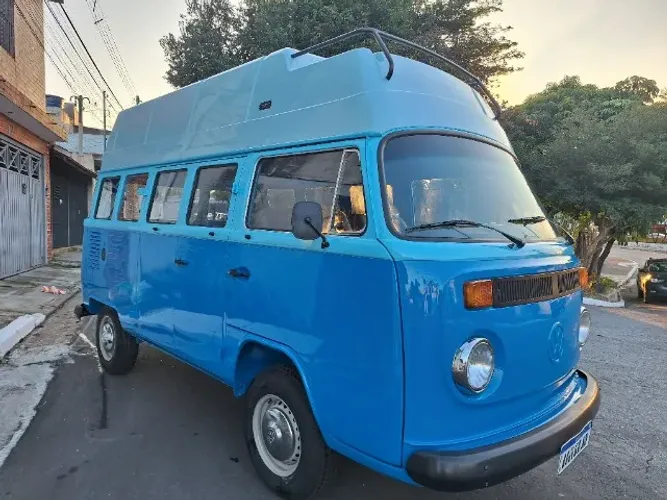 Volkswagen Kombi Standard/ Luxo/ Serie Prata 1991
