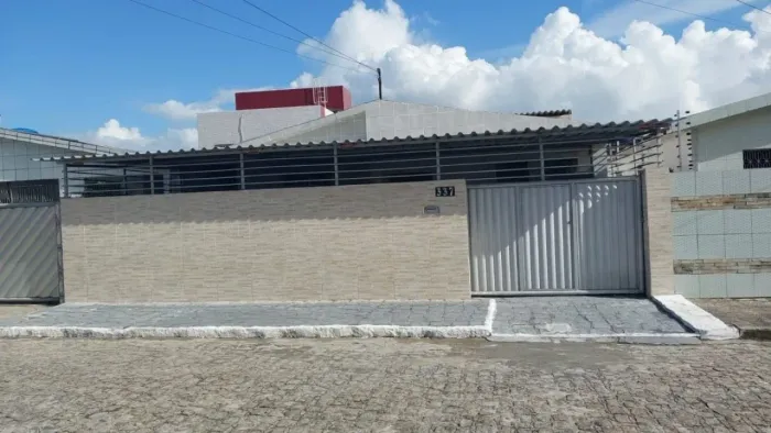 Casa para Venda em João Pessoa / PB no bairro Mangabeira