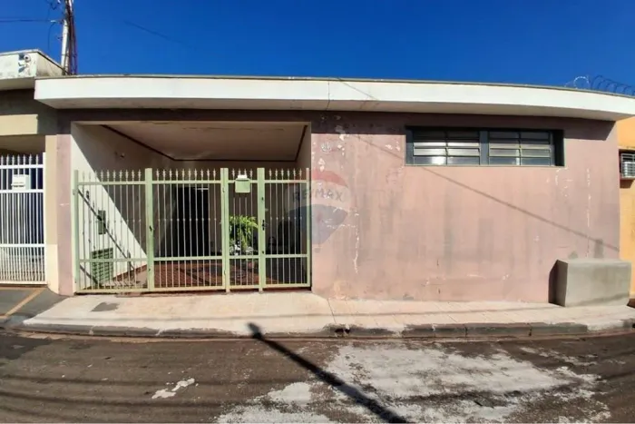 Casa a venda em Vila Virgínia!