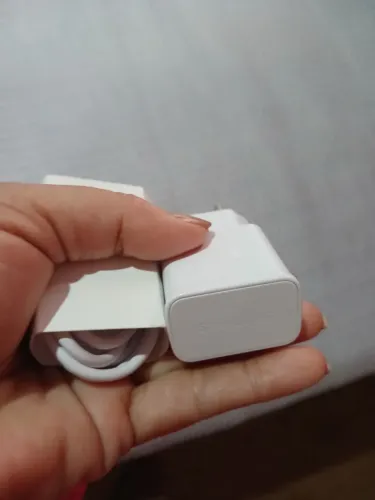 Vendo esse carregador original da Samsung novo  tipo c