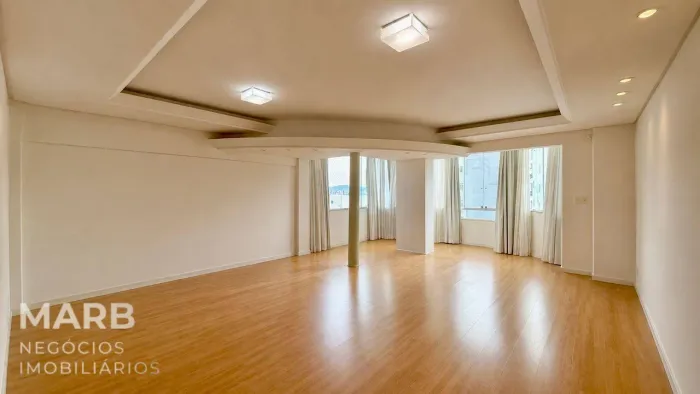 Apartamento com 3 dormitórios à venda, 140 m² por R$ 1.590.000,00 - Agronômica - Florianóp