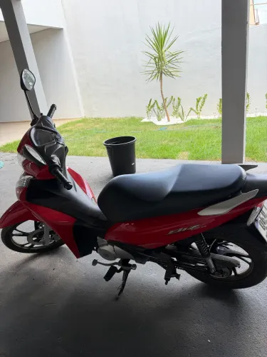 Vendo Honda Biz 125 flex