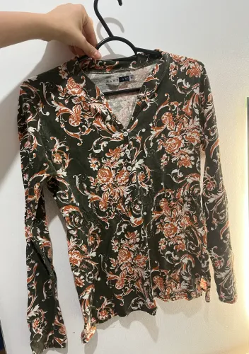 Blusa estampada marfinno