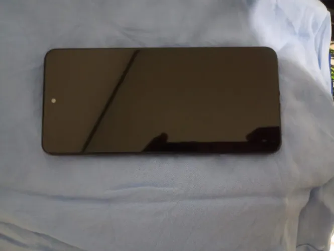 REALME C75