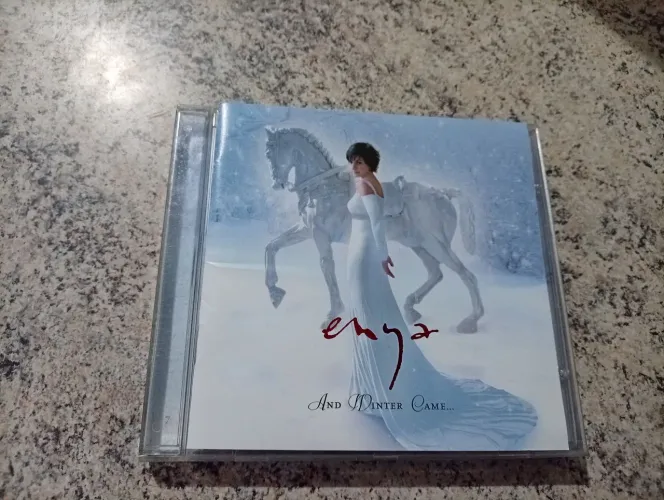 CD Enya And winter Game