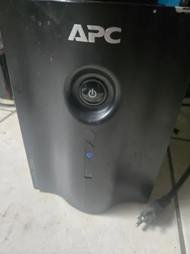 No-break APC Back-UPS 2200 2KV 110v