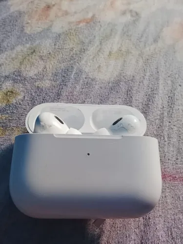 Fona de ouvido, Airpods pro 2°geração, no plástico ainda!