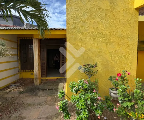 Casa à venda na Rua Abaeté, no bairro Capim Macio, em Natal/RN.