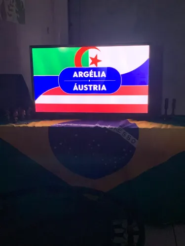 Tv Samsung 32 polegadas nova