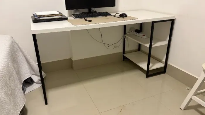Mesa Escrivaninha 2 Prateleiras