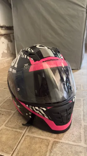 Capacete Norisk FF302 Soul Tokyo na cor preto e rosa