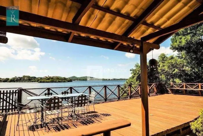 Sobrado Residencial à venda, Lagoa da Conceição, Florianópolis - SO0002.
