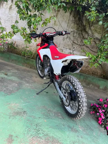 XR 200 Trilha roupa CRF