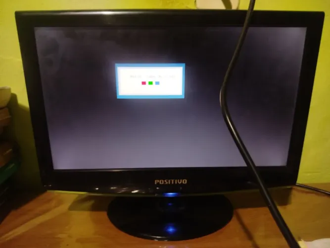 MONITOR 15 poleg