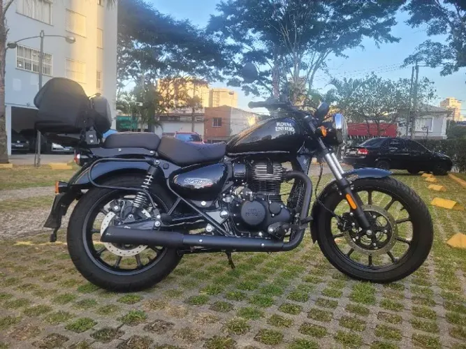 Royal Meteor 350 - Unico Dono - 2025 - Km 5.700 - Acessórios