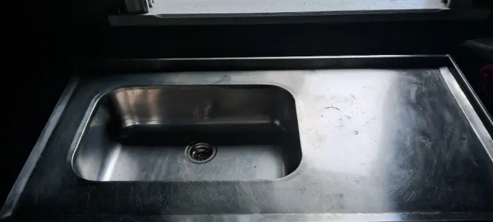 Pia de inox com base de apoio de inox 1,2m