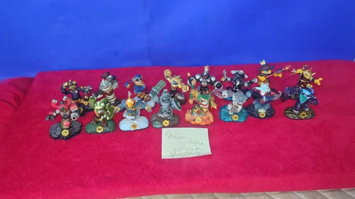 Coleção Skylanders Swap force - 16 personagens 