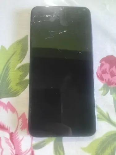 Celular Samsung Galaxy A10 2020 para tirar as peças