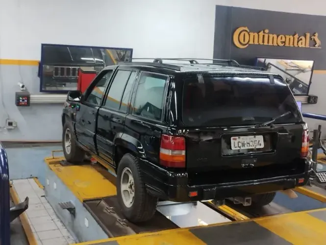 Jeep Cherokee Rubicon 4.0 V6 4X4 1998