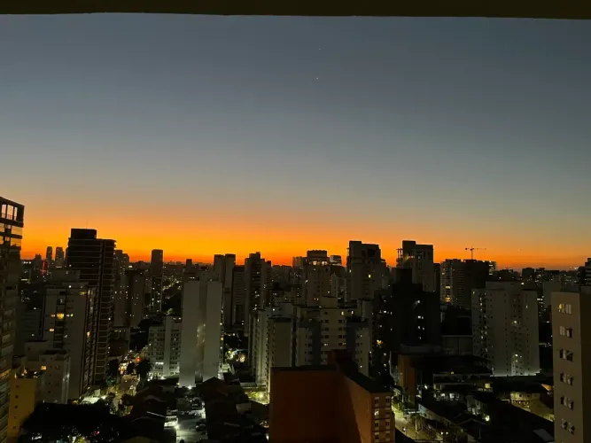 Apartamento para venda tem 147 metros quadrados com 3 quartos