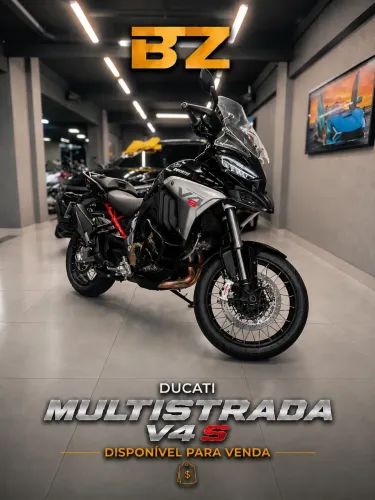 DUCATI MULTISTRADA V4S - Baixo Km - Impecável 