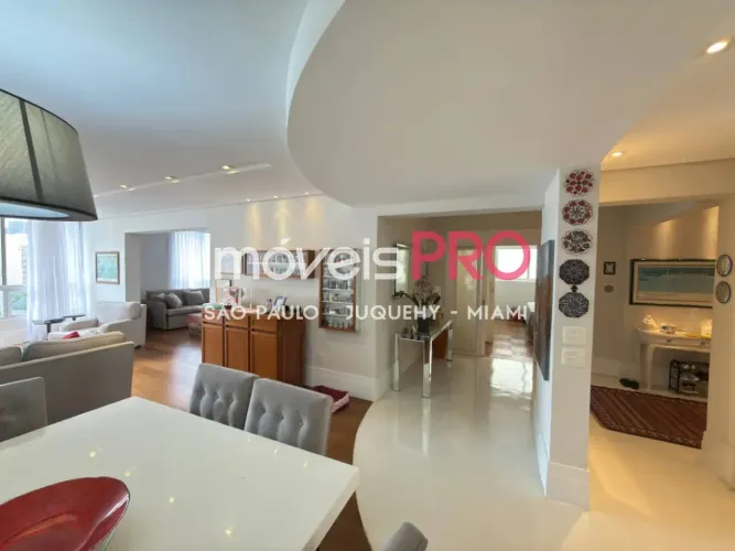 Apartamento com 3 Quartos 1 suíte e 3 banheiros à Venda, 190 m² Reformado no Paraiso
