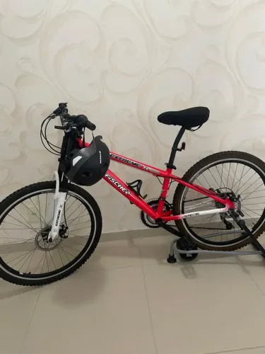 Bicicleta com rolo para uso indoor