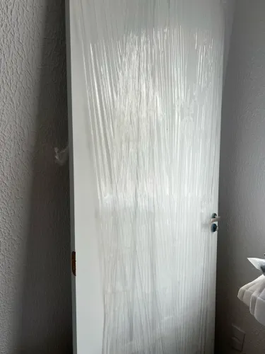 Porta branca nova  200x80 
