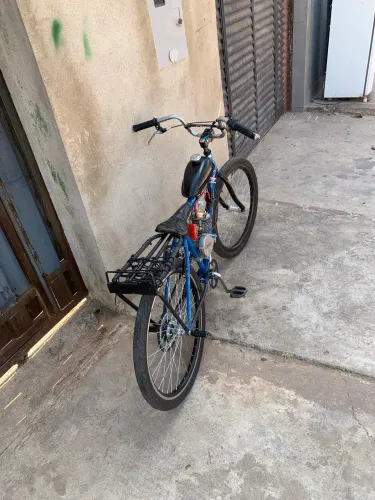 Bicicleta motorizada,motor uma semana de uso