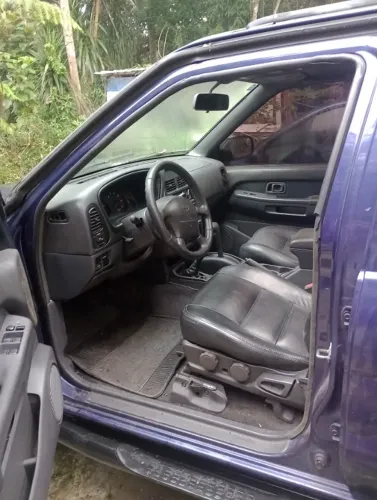Nissan Pathfinder SE Luxo 3.3 V6 12V 1997