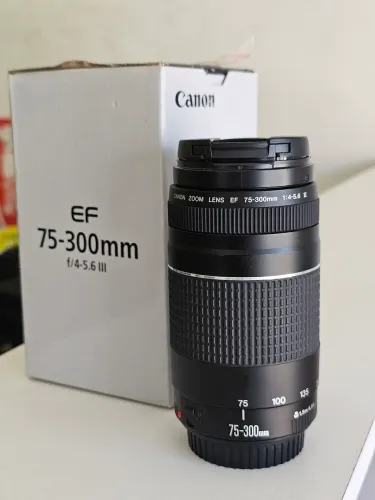 Vendo lente Canon EF 75-300mm f/4-5.6 III