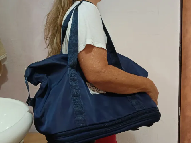 Vende-se bolsa para viagem (semi-nova)