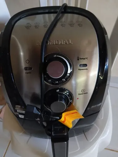 Airfryer Mondial (muito nova)