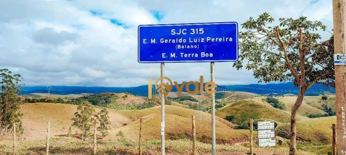 Belíssima Fazenda de 80 Alqueires em área rural de SJCampos (45 minutos) do centro.