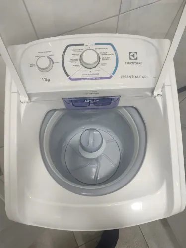Máquina de lavar roupas eletroluclx