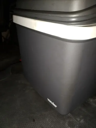 Vende se geladeira para carro ou caminhão 