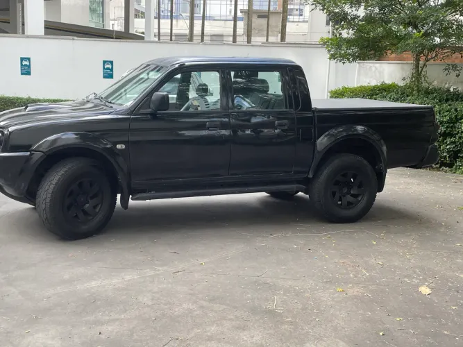 Mitsubishi L200 GLS 2.5 4X4 CD Diesel 2006