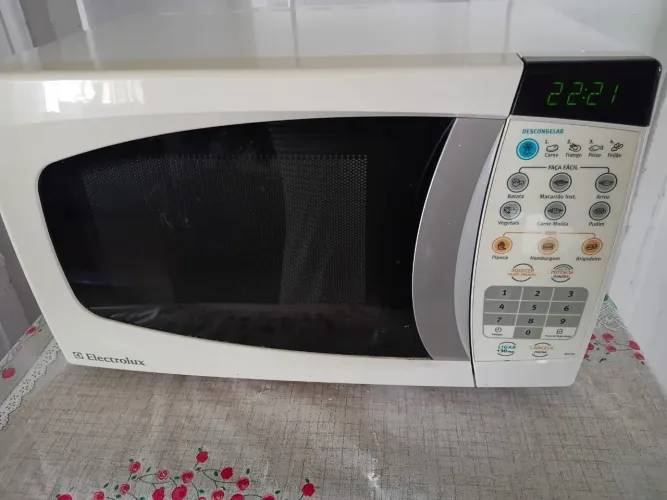 Micro-ondas Electrolux 21lts 110v entrego