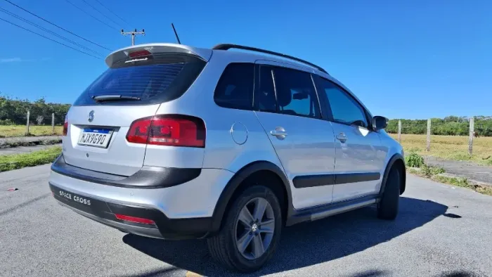 Volkswagen Spacecross 1.6 MI Total Flex 8V 2012