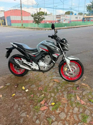 CB Twister 250 2018