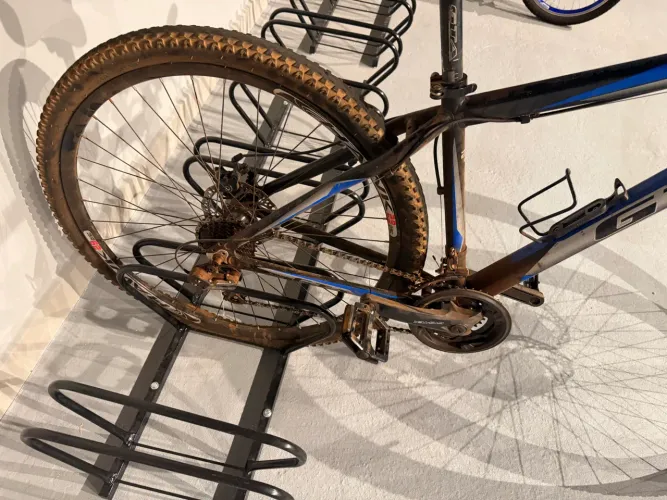 Vende se bicicleta