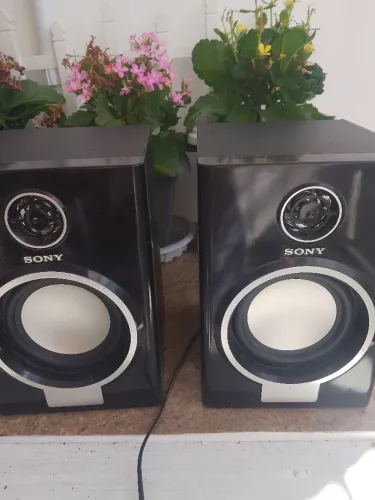 Caixas de Som Pequenas 