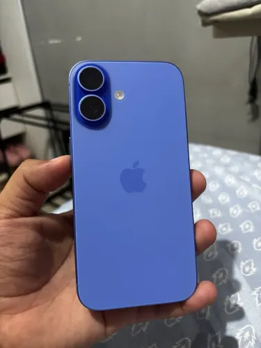 iPhone 16 128 Azul Ultramarine com Garantia Apple, Não Troco 
