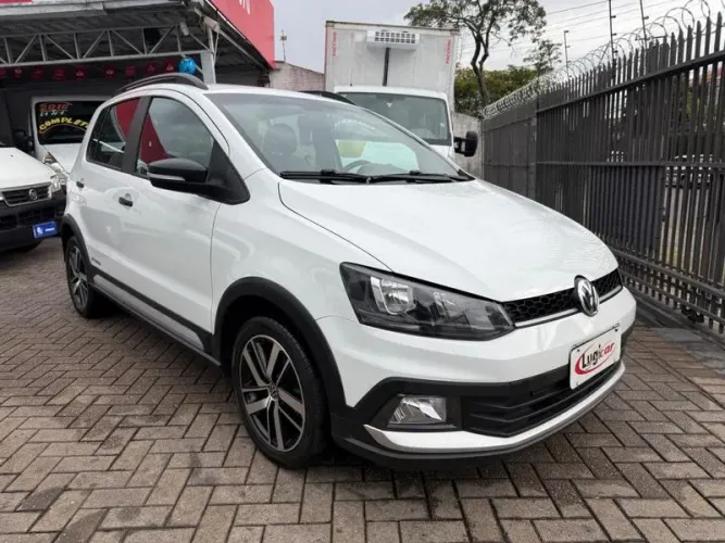 Volkswagen Fox 1.0 MI Total Flex 8V 3P 2019