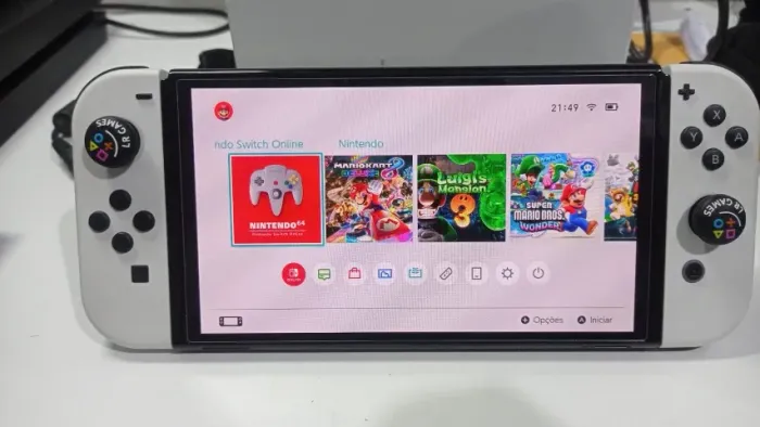 Nintendo Switch OLED DESBLOQUEADO Branco edição especial Mario Kart 8