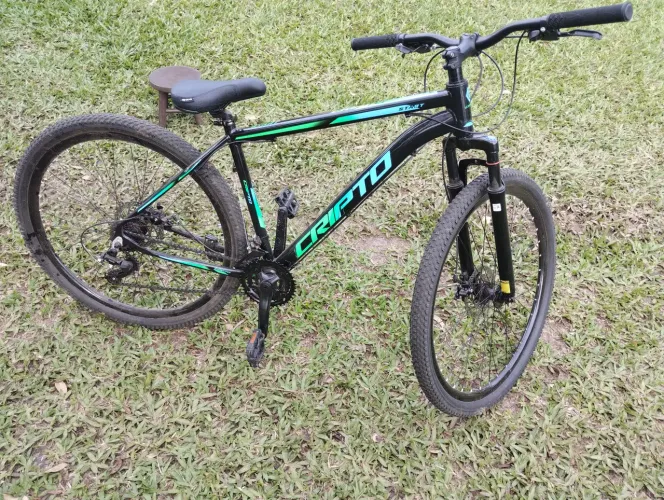 Bicicleta Cripto aro 29 seminova
