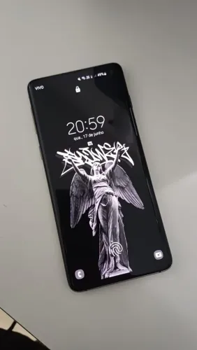Troco ou Vendo Samsung s10 8 de RAM e 128 de armazenamento