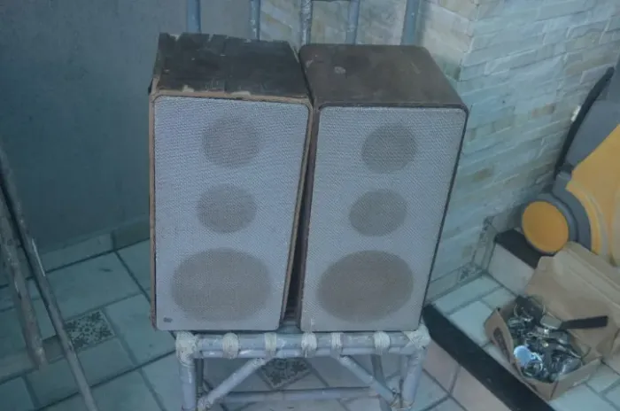 caixas de som vintage Telefunken TL 700