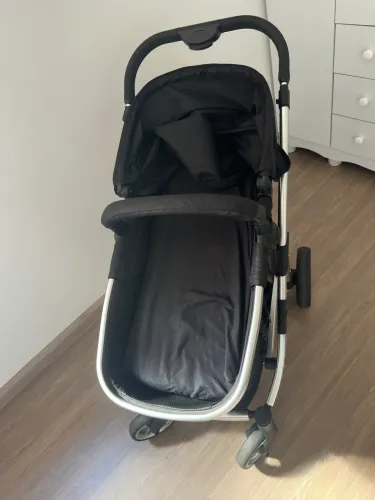 Carrinho de bebê Epic li-te Moisés