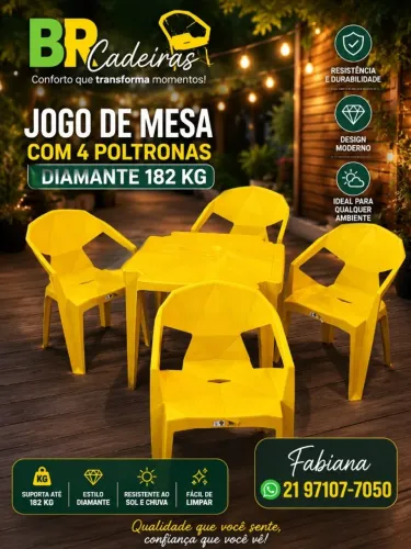 Conjunto de mesa e cadeiras 3D